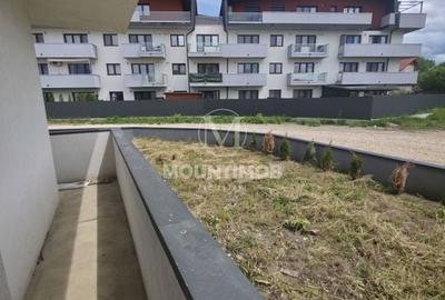 Apartament 2 camere, 2 locuri de parcare, 100 mp curte proprie