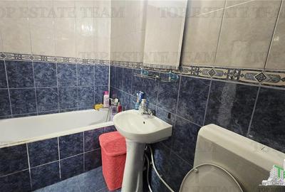 Apartament cu 5 camere decomandat în Giulești - 12