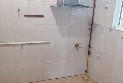 Apartament cu 4 camere decomandat în Central - 1