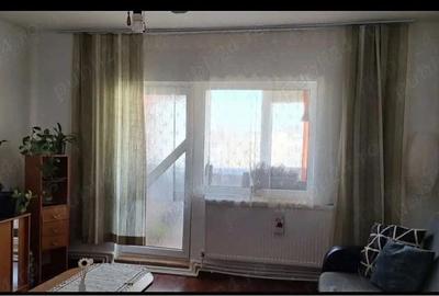 Apartament cu 3 camere semidecomandat în Central - 4