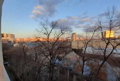 Garsoniera de Inchiriat Metrou Gara de Nord 1 minute pe jos - 2