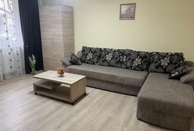 Garsonieră decomandată în Central - 2