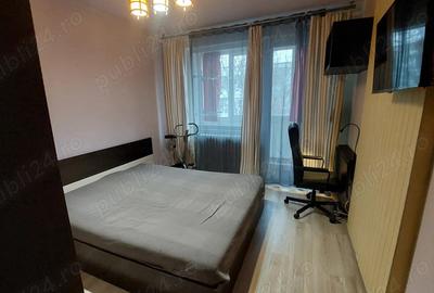 Apartament cu 3 camere semidecomandat în Rahova - 2