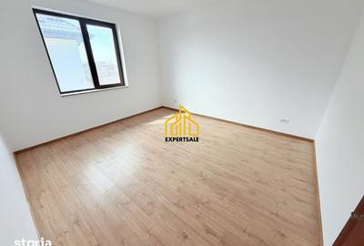 Casă cu 5 camere cu Teren 300 Mp în Prelungirea Ghencea - 2