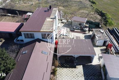 Spațiu comercial, de 318 mp, în Central - 17