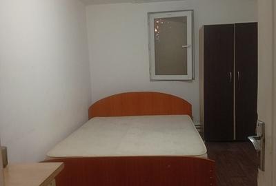 Casă cu Teren 25 Mp în Central - 1