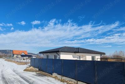 Vand casa singular - 18