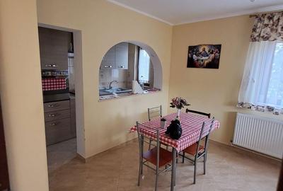 Casă cu 4 camere în Central - 5