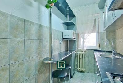 Apartament cu 3 camere de vanzare in cartierul Aurel Vlaicu, Arad - 2