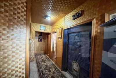 Casa cu spa?iu adiacent pentru locuin?a/activitate profe - 2