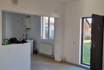 Proprietate generoasa- Casa cu 4 dormitoare si o curte mare - 9