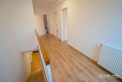 Duplex cu 3 camere cu Canalizare în Andrei Mureșanu - 9