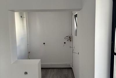 Apartament cu 2 camere semidecomandat în Central - 4