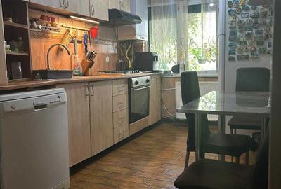 Apartament cu 3 camere semidecomandat în Țiglina 3 - 5
