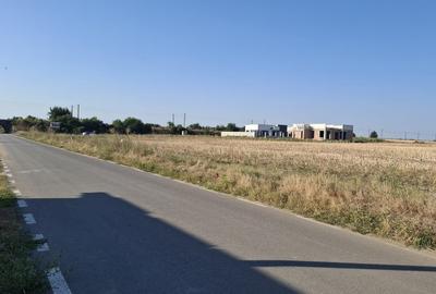 Loturi 400 mp utili, deschidere 20 ml, drum 11 ml, langa vile in constructie - 32