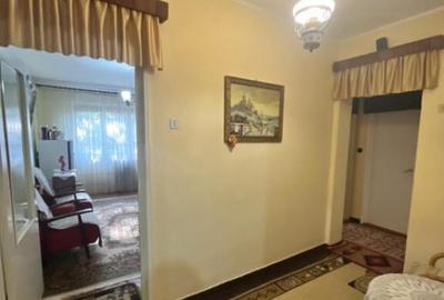 Apartament 3 camere, etaj 2, Garaj, Radauti - 7
