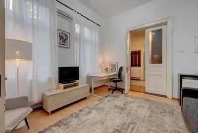 Casa interbelica cu farmec, in apropiere de Mall Vitan - 4