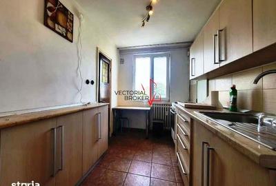 Apartament cu 3 camere decomandat, mobilat în Ozana - 10
