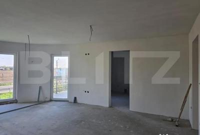 Casă cu 8 camere cu Teren 1500 Mp în Central