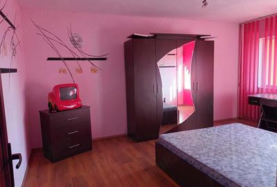 Casă cu Teren 400 Mp în Mircea cel Bătrân