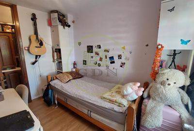 Apartament cu 3 camere semidecomandat, mobilat în Rovine - 4