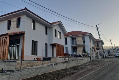 Casă individuală cu 4 camere cu Canalizare în Chinteni - 6