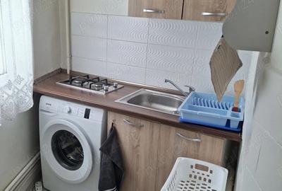 Garsonieră decomandată în Central - 2