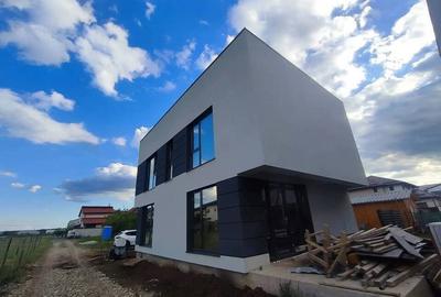 Casa 4 Camere Individuala Otopeni | Semicentral | Noua, Moderna - 1