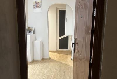 Apartament cu 3 camere decomandat în Central - 1
