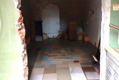 Casă cu 4 camere în Central - 3