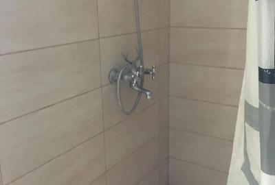 Casă cu Teren 400 Mp în Horia - 2