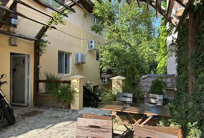 Casă cu 6 camere în Central - 6