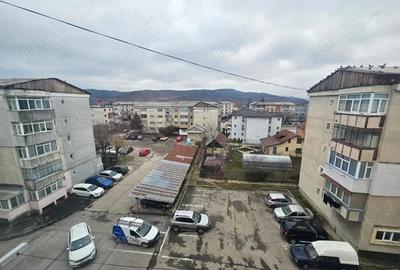 Apartament cu 2 camere decomandat în Central - 2