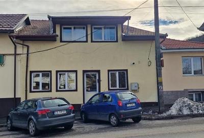 Casă individuală cu 18 camere cu Teren 176 Mp în Ultracentral - 7