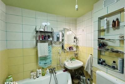 Apartament cu 3 camere decomandat în Central - 9