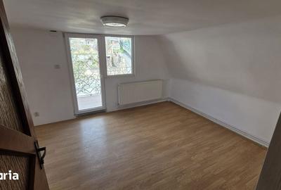 Casă cu 5 camere cu Teren 920 Mp în Central - 14