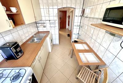 Piata victoriei, Nicolae Titulescu - 3