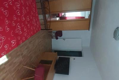 Garsonieră decomandată în Central - 3