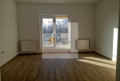 Apartament cu 2 camere semidecomandat în Uverturii