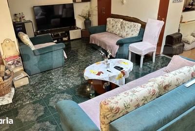 Casă cu 6 camere cu Teren 670 Mp în Central - 7