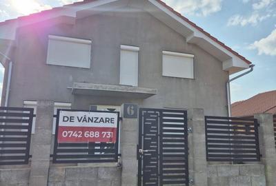 Casă cu 4 camere în Sântandrei - 1