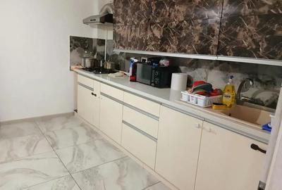 Casă cu 4 camere în Bucureștii Noi - 9