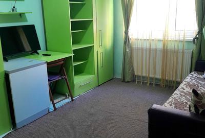 Garsonieră decomandată în Central - 1