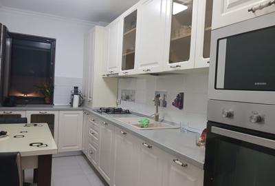 Apartament cu 4 camere semidecomandat în Bucureștii Noi - 3