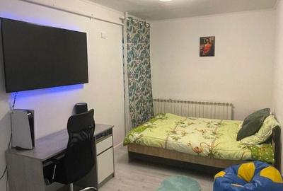 Apartament cu 3 camere decomandat în Central - 4