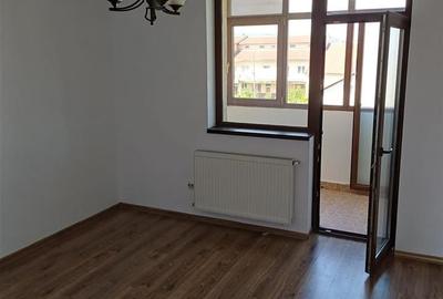 Apartament decomandat 3 camere cu balcon de 17 mp in Selimbar - 3