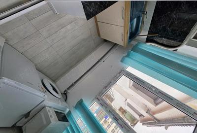 Garsonieră decomandată în Central - 1