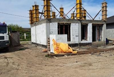 Casă cu 3 camere în Central - 1