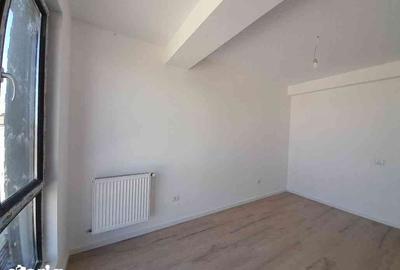 Casă cu 6 camere cu Teren 200 Mp în Balotești - 15