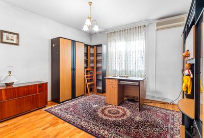 Vilă tip bloc 12 camere, 2 garaje 2 boxe  zona Tomis 1  Flămânda - 26